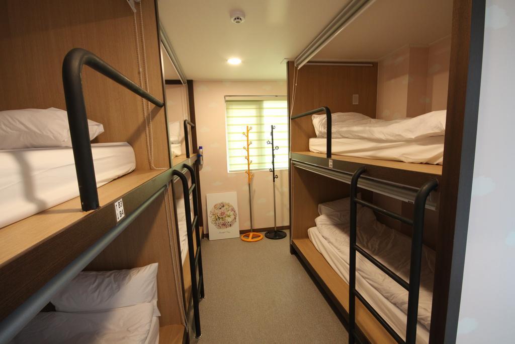Miss Hongdae Guest House Seoul Ngoại thất bức ảnh